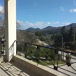 Kimi Apartments Kími