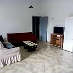 Kimi Apartments *
